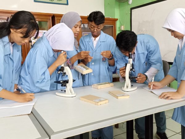 Lab Biologi